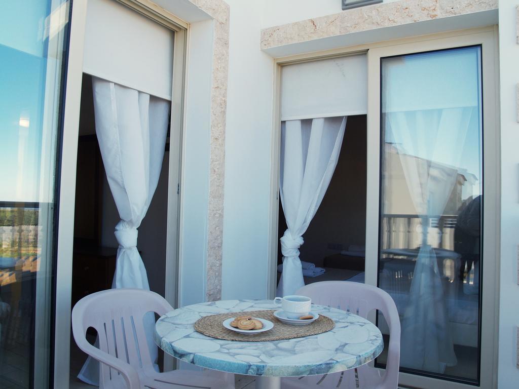 Villas Ithaca Protaras Exteriör bild