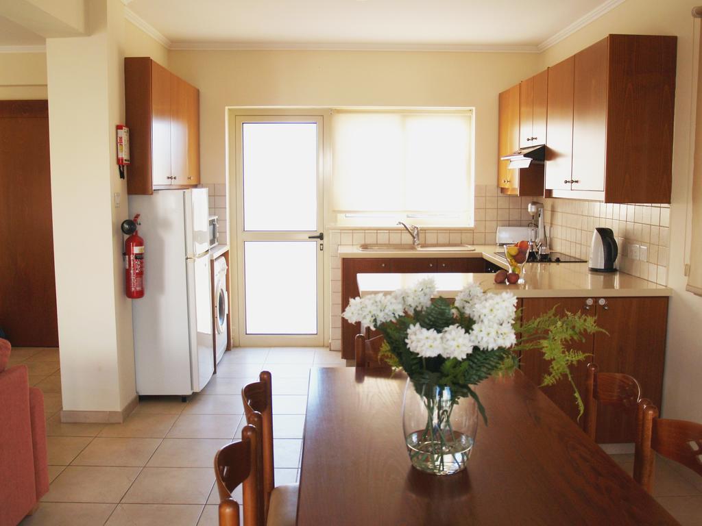 Villas Ithaca Protaras Exteriör bild