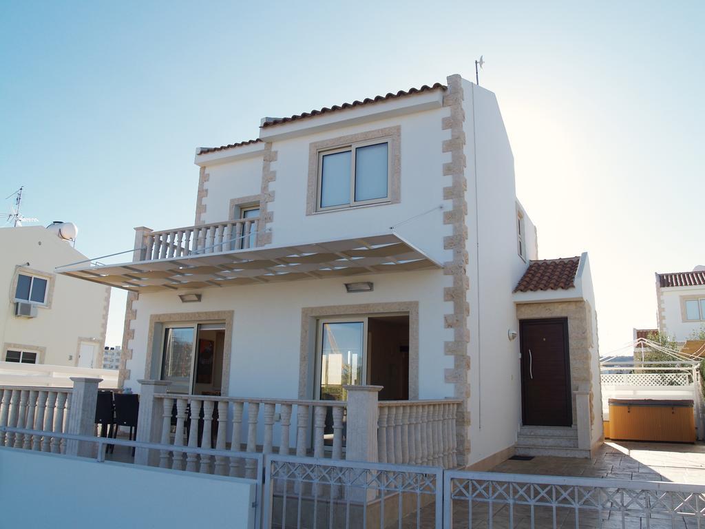 Villas Ithaca Protaras Exteriör bild